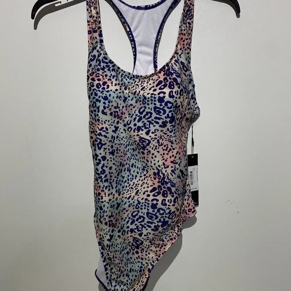 Nicole Miller Studio Iris Cheetah Print Racerback One Piece Swimsuit NMOP-114‎ M